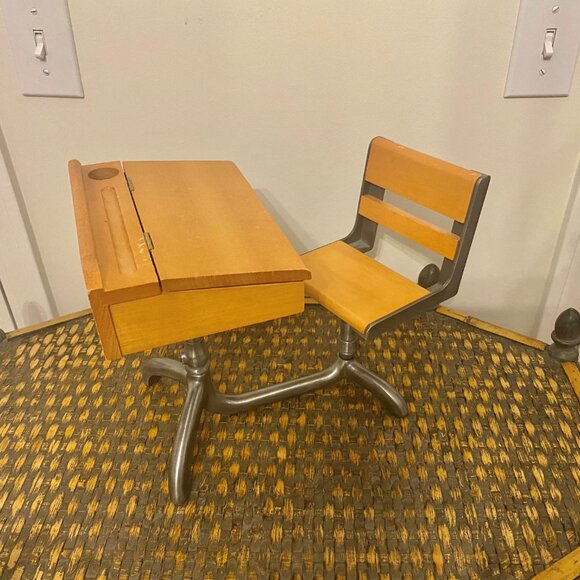 American Girl Doll School Desk & Chair Set – Wood & Metal – Vintage Style - Picture 2 of 10